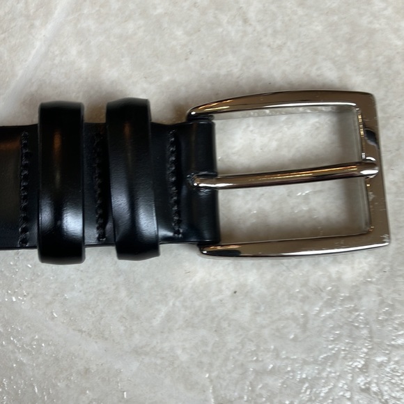 Crookhorn smooth black leather belt with silver buckle - Picture 9 of 13